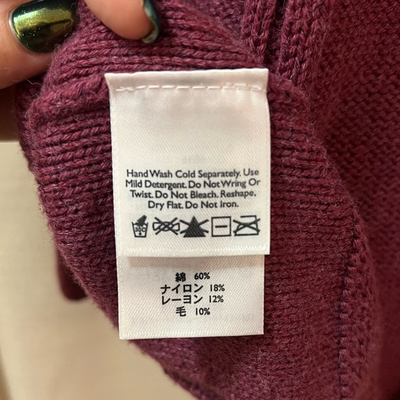 ⚫️ BOGO Eddie Bauer women’s burgundy cable knit cardigan size l - Picture 8 of 8